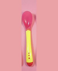 Baby feeding temperature sensing safe spoon Momiffy