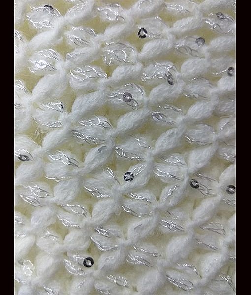 Soft wool poncho with sequence white