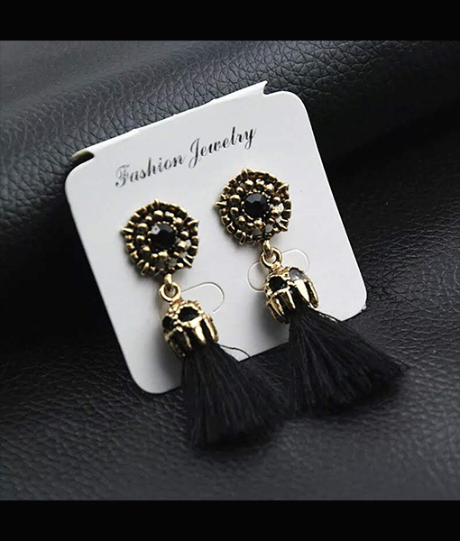 Black Carved Design Bricon Alloy Earrings 